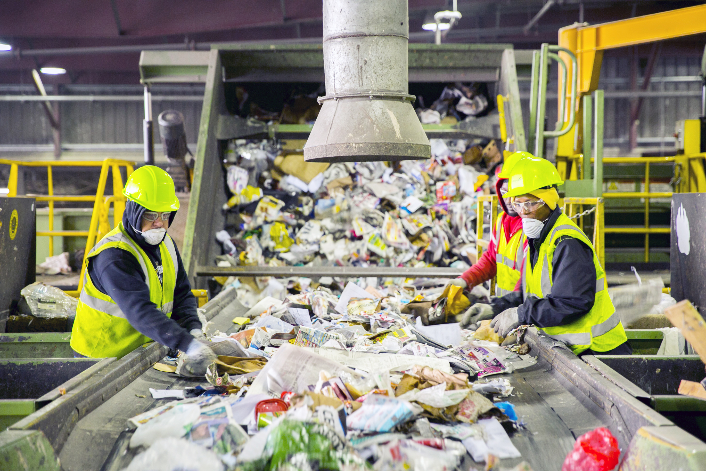 MRF_PlasticBag_Cleanup_611A0130_1 v