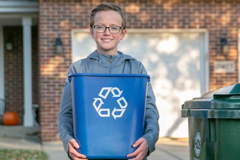 Recycling curbside service weekly