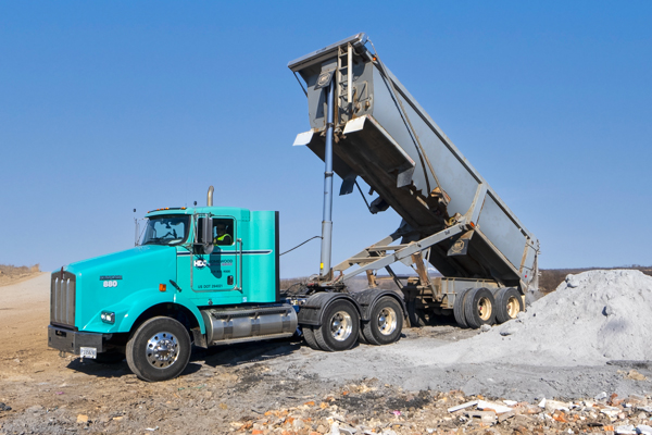 Dump-trailer-at-landfill