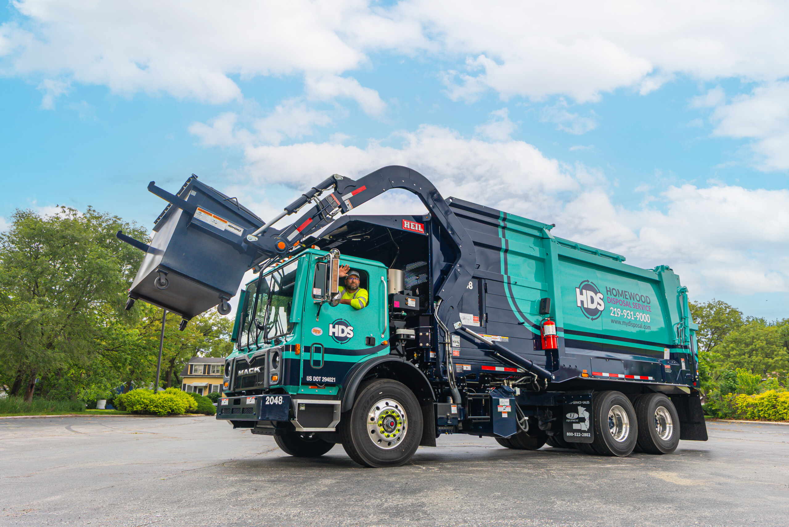 _HERO_Commercial_Truck_-148